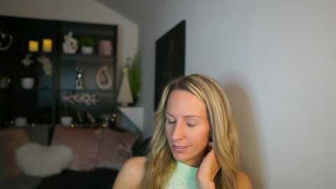 Media: nikki__sexx__ Myfreecams Invalid Date