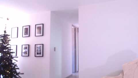 olivia_bran @ myfreecams on 20231201