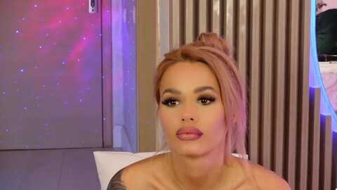 astridstormy @ myfreecams on 20231202