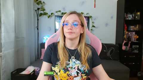Media: monicmoon18 Myfreecams Invalid Date
