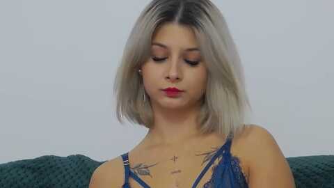 davinadevine1 @ myfreecams on 20231203