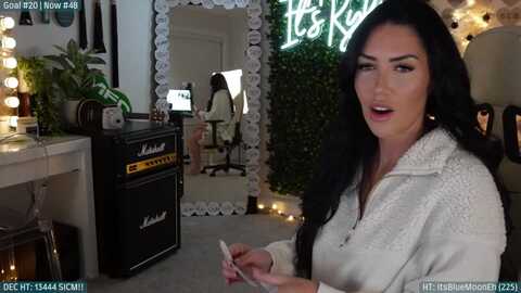 Media: itskylieeh Myfreecams Invalid Date