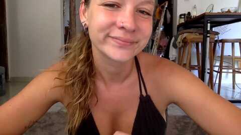 qi_ra @ myfreecams on 20231203