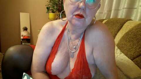 Media: maturemargo08 Myfreecams Invalid Date