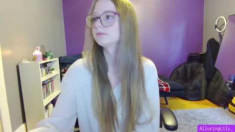 Media: alluringlily_ Myfreecams Invalid Date
