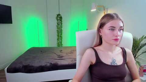 summerdiana @ myfreecams on 20231205