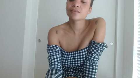 badlibrarian @ myfreecams on 20231207