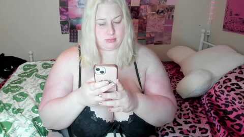 Media: itslaurenxo Myfreecams Invalid Date