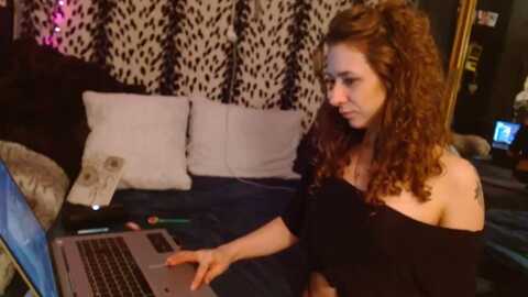 Media: littlemisszee Myfreecams Invalid Date
