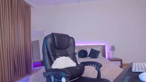Media: lorettelorena Myfreecams Invalid Date