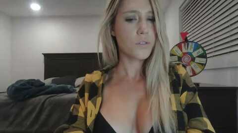 Media: blondmilf92 Myfreecams Invalid Date