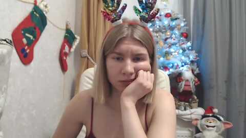 ms_charming @ myfreecams on 20231214