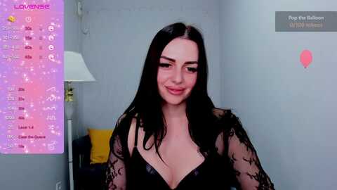 ella_king @ myfreecams on 20231215