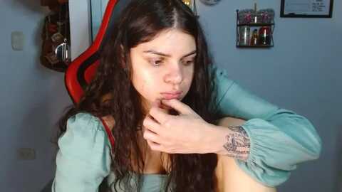 nikkykora1 @ myfreecams on 20231216