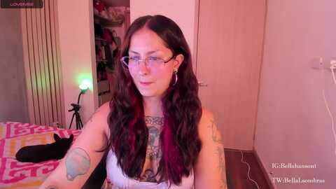 Media: bellahanson Myfreecams Invalid Date