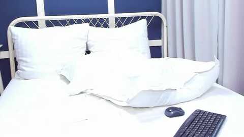 Media: christynaros Myfreecams Invalid Date