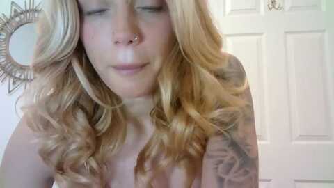 Media: missrose2792 Myfreecams Invalid Date