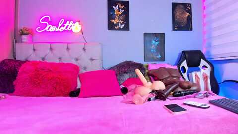 Media: scarlett_1801 Myfreecams Invalid Date
