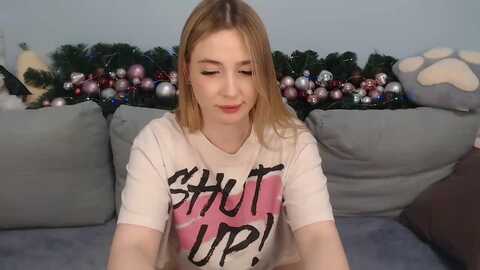 Media: sabrinaviolet Myfreecams Invalid Date