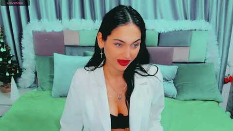 stella_devil @ myfreecams on 20231225