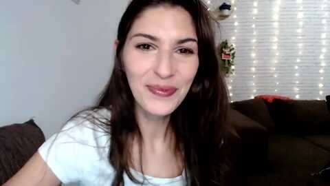 annamfc_ @ myfreecams on 20231227