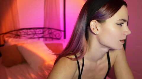 Media: gia_hill Myfreecams Invalid Date