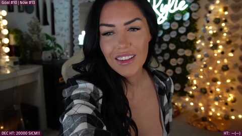 Media: itskylieeh Myfreecams Invalid Date