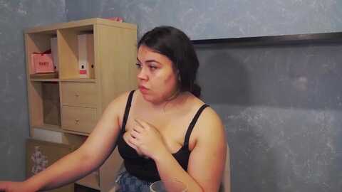 elenor_ @ myfreecams on 20231229