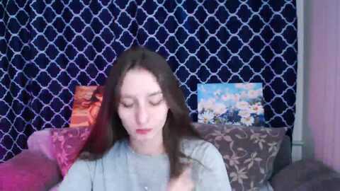 Media: lunnaa_xx Myfreecams Invalid Date