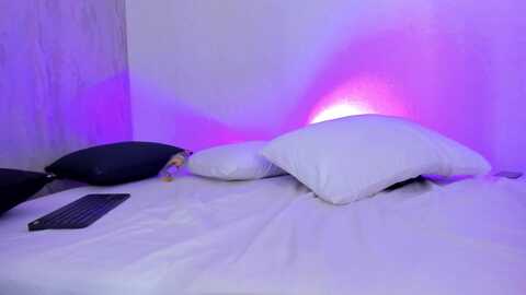 Media: missvioleta Myfreecams Invalid Date