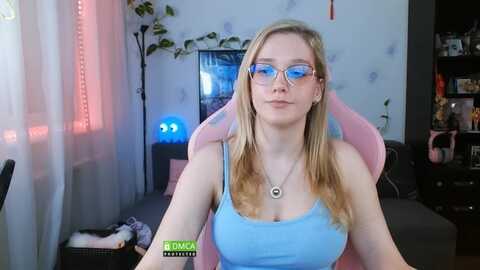 Media: monicmoon18 Myfreecams Invalid Date