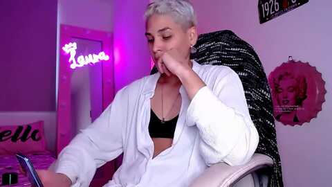 Media: lauraa_rose Myfreecams Invalid Date