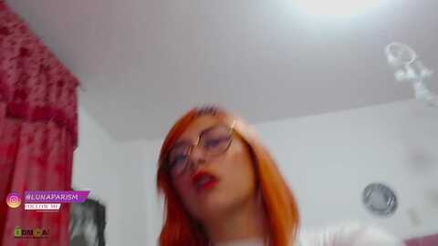 luna_roberts @ myfreecams on 20240102