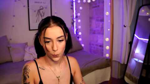 Media: naomii18 Myfreecams Invalid Date