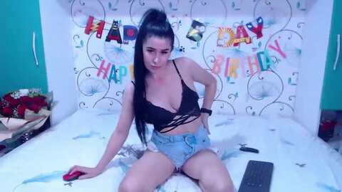 kinkybrunetee @ myfreecams on 20240103