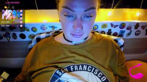 lessahost @ myfreecams on 20240103