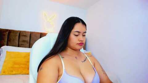 Media: lola_evans_ Myfreecams Invalid Date