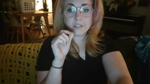 Media: ellelovelace5 Myfreecams Invalid Date