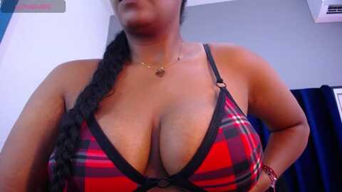 nathymartinez @ myfreecams on 20240105