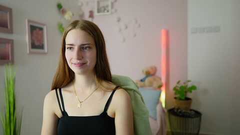 Media: naomi_woods18 Myfreecams Invalid Date