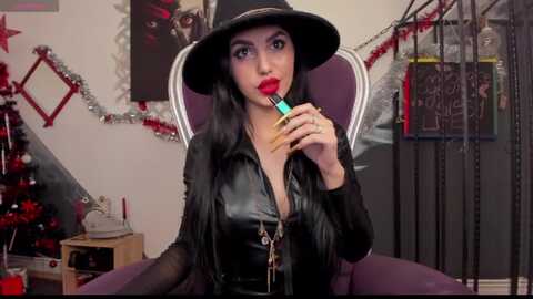 leanoire @ myfreecams on 20240108