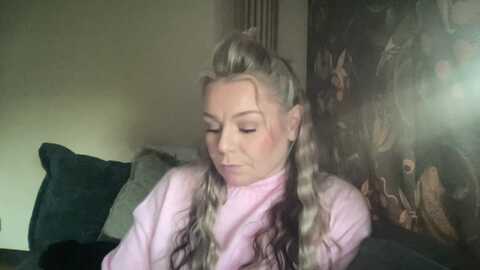 Media: larabirthday Myfreecams Invalid Date