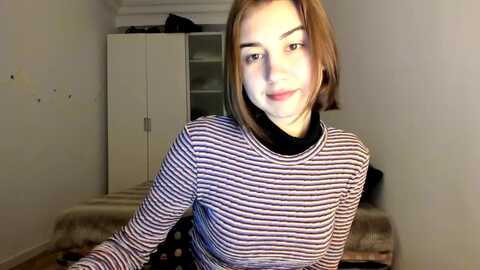 mayakisa @ myfreecams on 20240111
