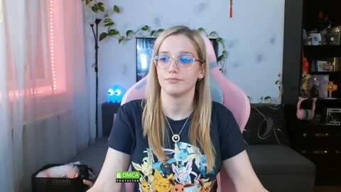 Media: monicmoon18 Myfreecams Invalid Date