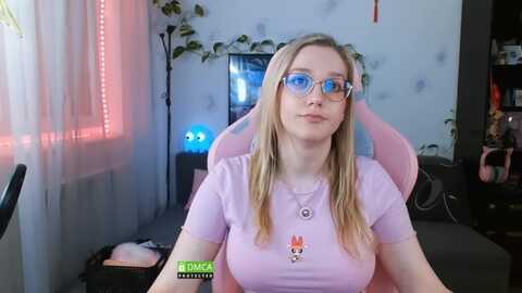 Media: monicmoon18 Myfreecams Invalid Date