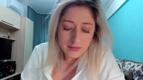 Media: sweetdelia_ Myfreecams Invalid Date