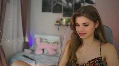 Media: rileyreid_18 Myfreecams Invalid Date
