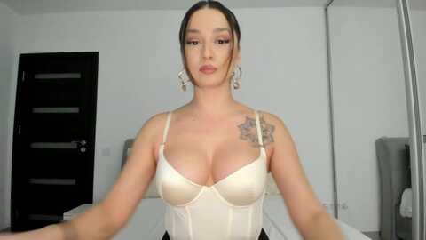 Media: eve___ Myfreecams Invalid Date