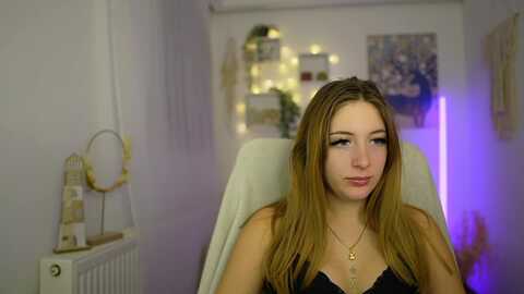 Media: tina_nappi18 Myfreecams Invalid Date