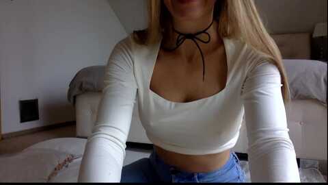 Media: oliviepaige Myfreecams Invalid Date